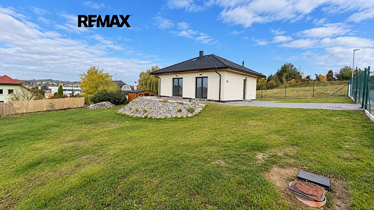 Pronájem rodinného domu 63 m², pozemek 813 m²